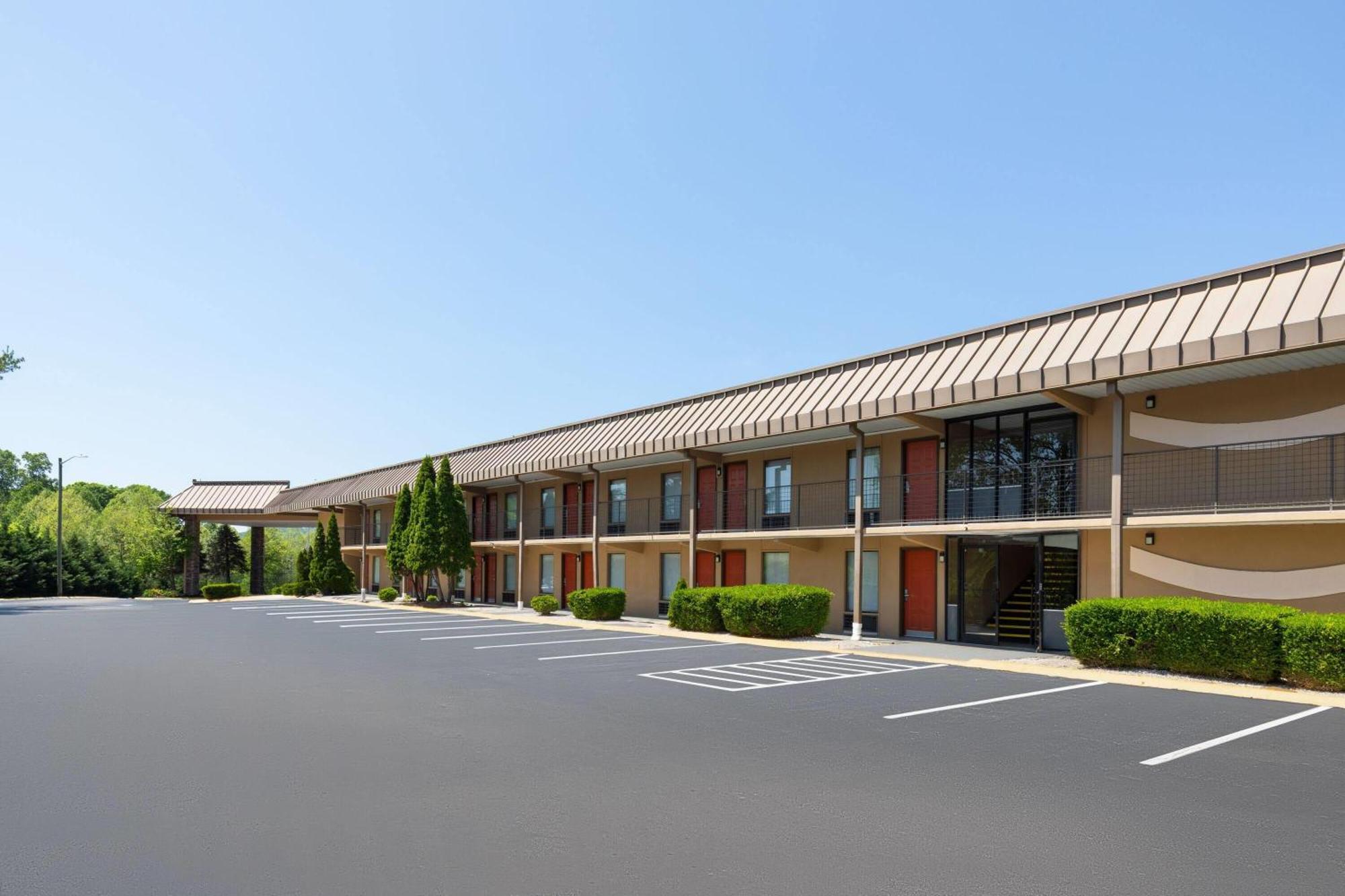 Baymont By Wyndham Knoxville I-75 Exterior foto